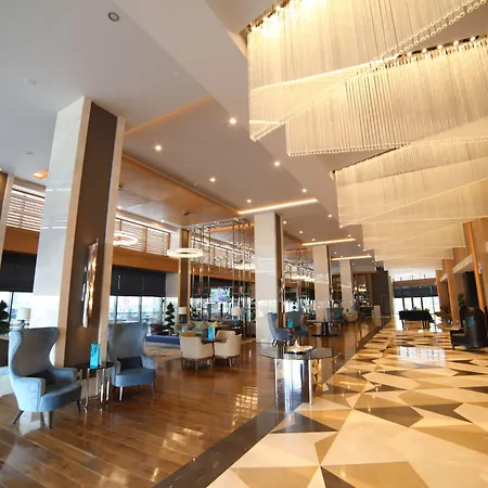 Szálloda Ramada Plaza By Wyndham