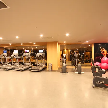 Szálloda Ramada Plaza By Wyndham 5*