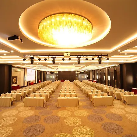 Ramada Plaza By Wyndham 5* 科尼亚