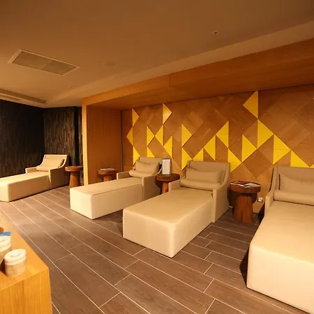 Hotel Ramada Plaza By Wyndham Konya