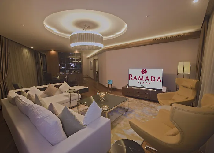 Hotel Ramada Plaza By Wyndham