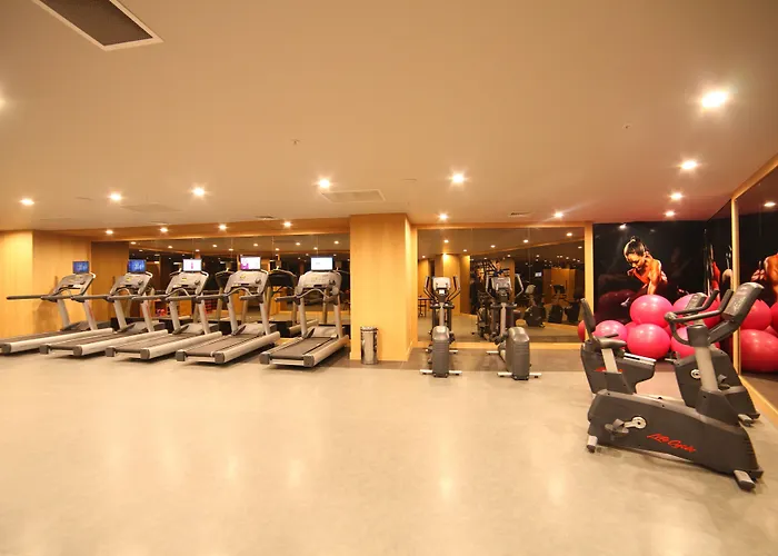 Hotel Ramada Plaza By Wyndham 5*