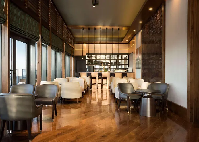 Hotel Ramada Plaza By Wyndham 5*