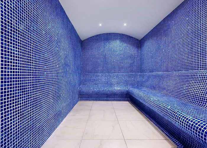 Hotel Ramada Plaza By Wyndham